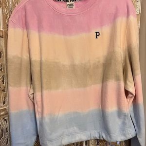 PINK Victoria’s Secret Sweatshirt with drawstring